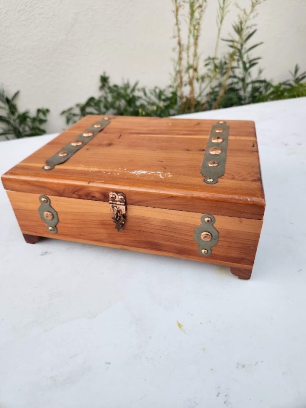 Vintage Mid-Century Cedar Keepsake Box Rustic Trinket Chest Jewelry with Brass